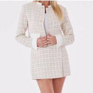 NWOT Dolce Cabo White Tweed Knit Mini
Skort Size S